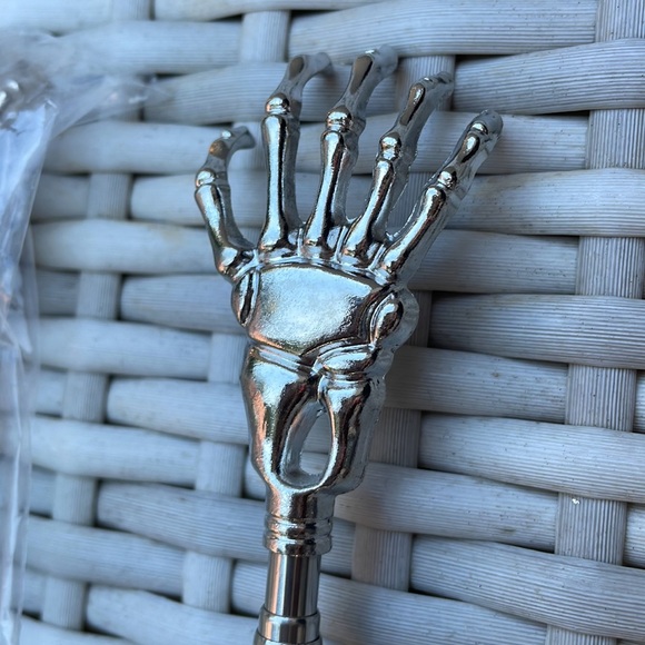 NEW- Skeleton /Ghost Hand Back Scratcher - Picture 4 of 7